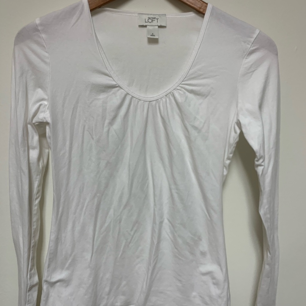 Ann Taylor Loft Long Sleeve Scoopneck Tee